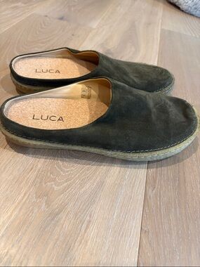 LUCA Men's Size M8 Olive Suede Slip-On Clog.